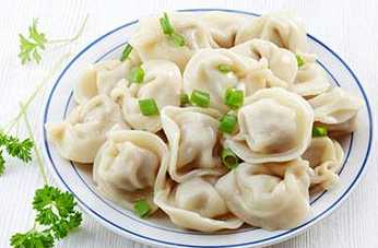 怎么煮餃子才能讓餡熟透，又不會(huì)煮破皮？